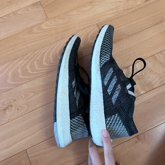 Black Superboost sneakers - Picture 5 of 6